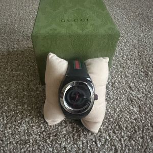 Gucci Watch Brand New (YA137101)